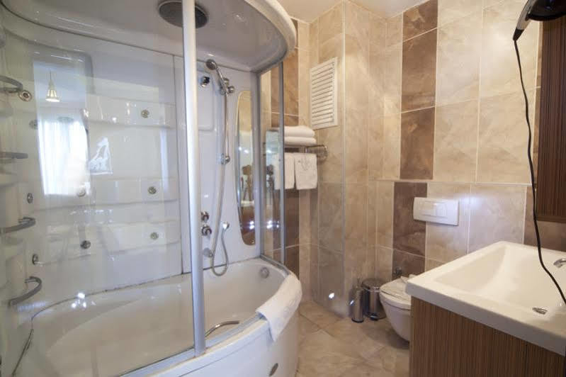Grand Abimo Hotel Provincia di Provincia di Istanbul Esterno foto